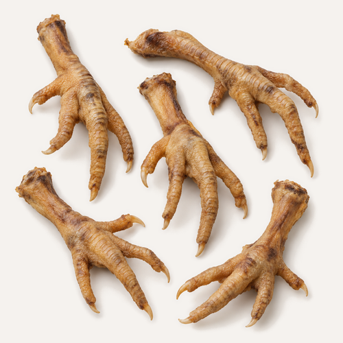 Pudel Chicken Feet dog treats – product close-up