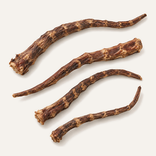 Pudel Kangaroo Tail Tips dog treats – product close-up